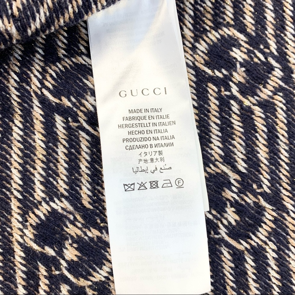 GUCCI *Like New* Wool Logo Jacket - Picture 11 of 14